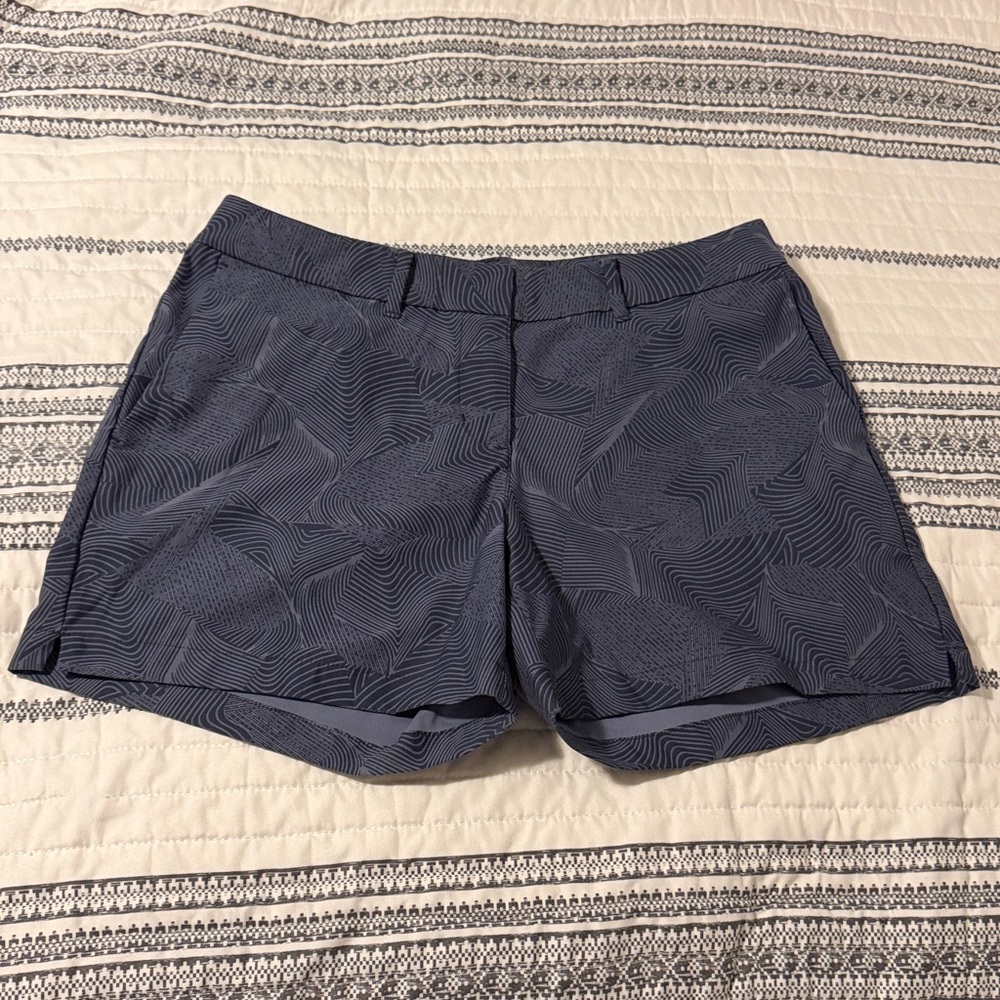 Nike Women's Navy Patterned Golf Shorts